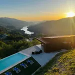 Villa Encosta Do Geres Village *